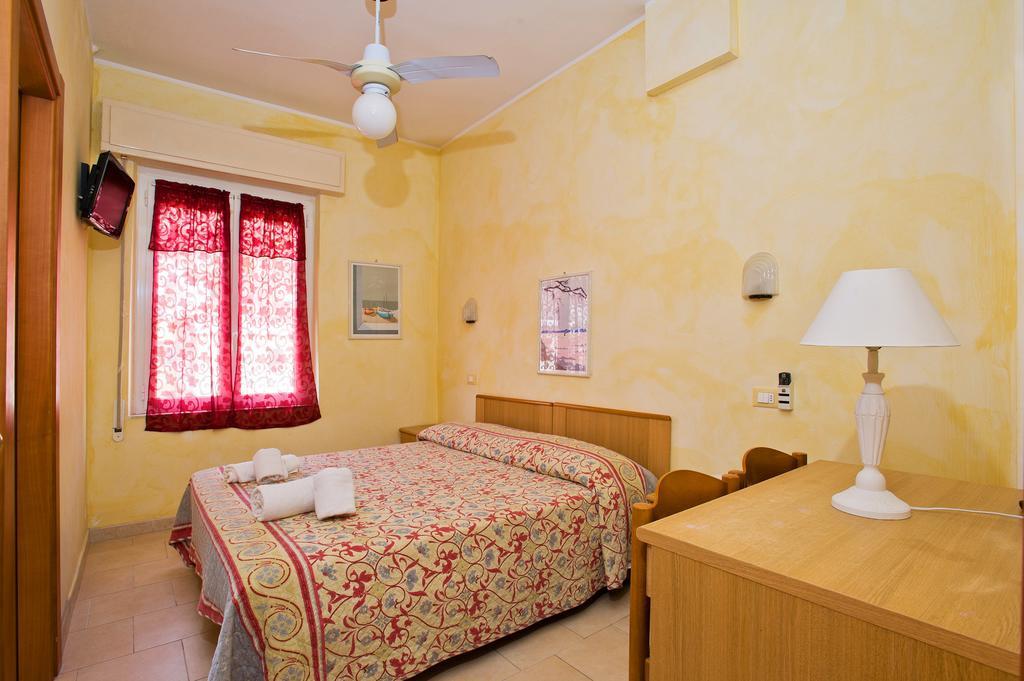 Hotel Lido ピエトラ・リーグレ 部屋 写真